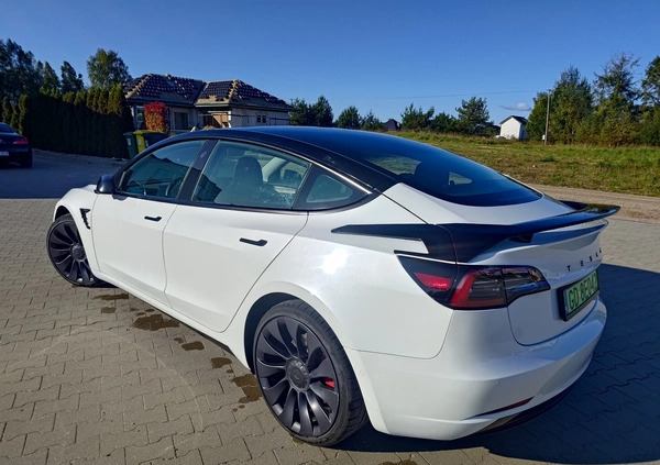 Tesla Model 3 cena 186386 przebieg: 46700, rok produkcji 2022 z Żukowo małe 211